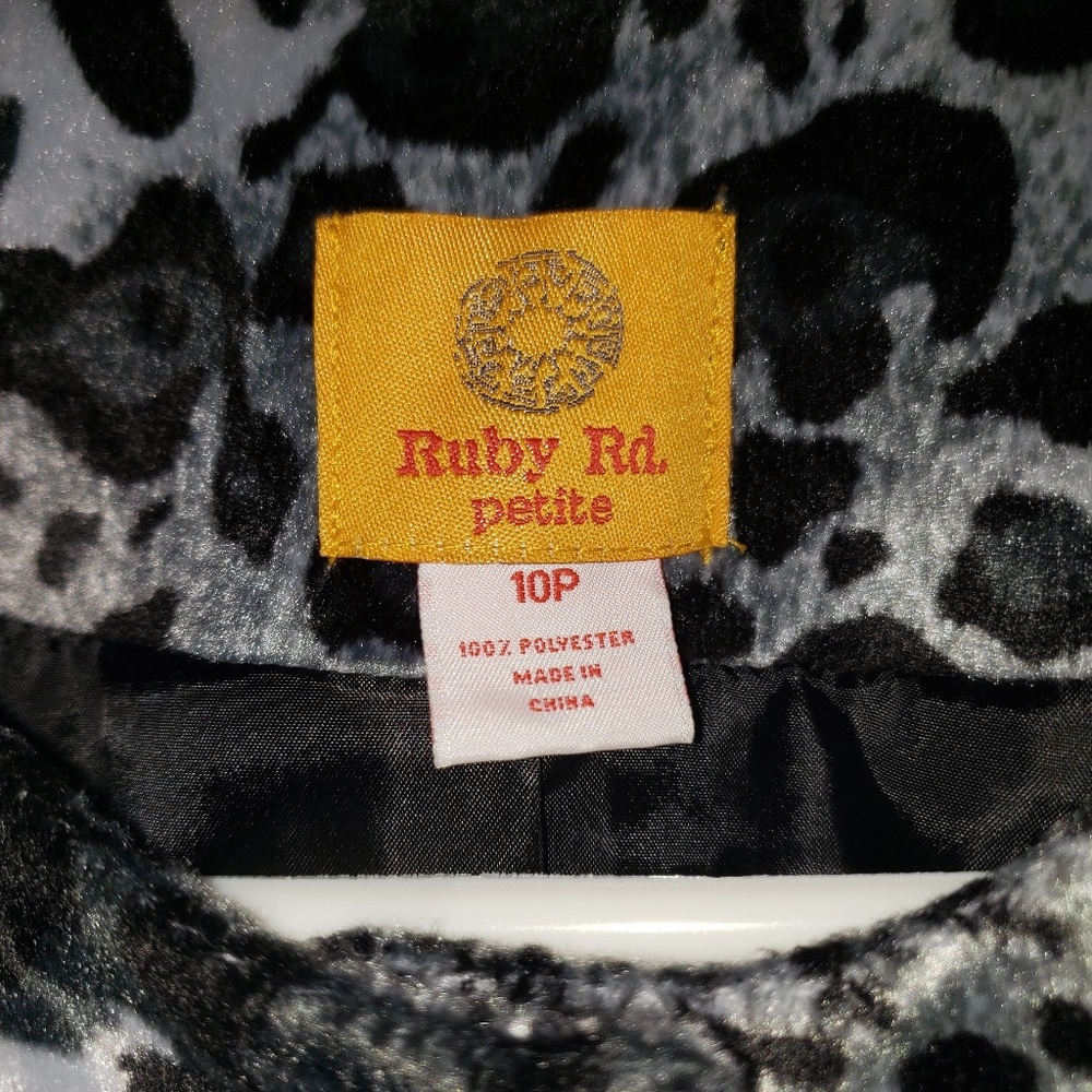 Ruby Rd Blazer - Leopard Print - Picture 3 of 4